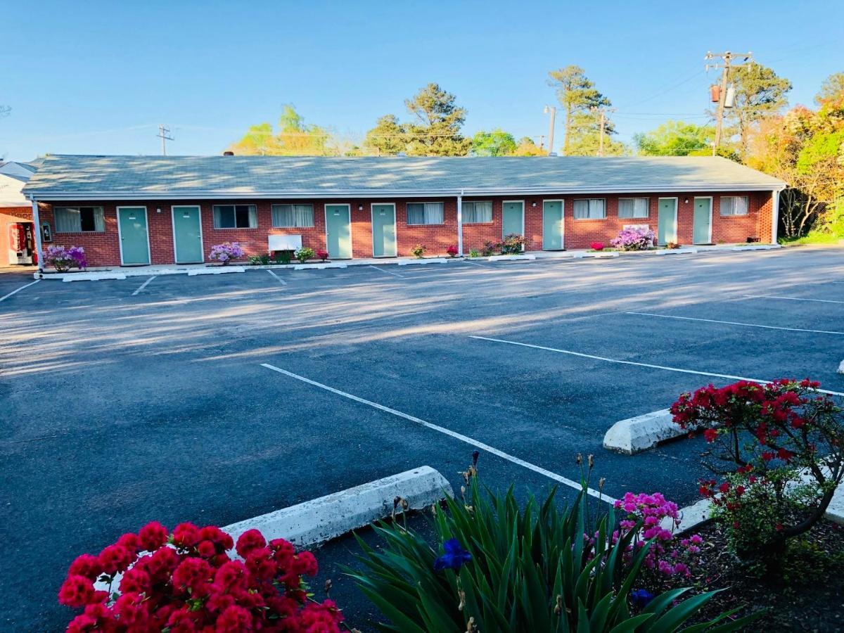 Bassett Motel Williamsburg Eksteriør billede